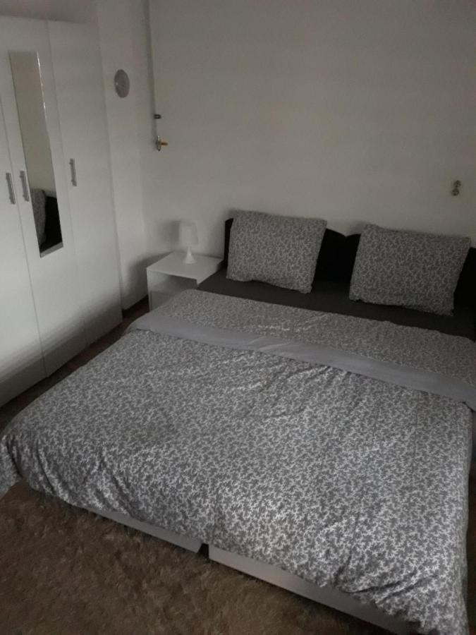 Apartman Sara Σαράγεβο Εξωτερικό φωτογραφία
